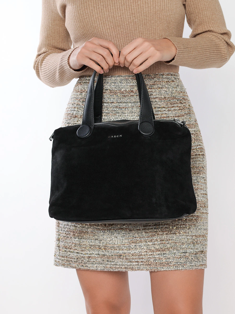 Сумка-тоут черного цвета со съемным плечевым ремнем